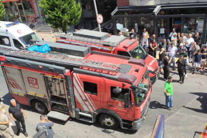 İstanbul Ümraniye'de cip ile otomobil çarpıştı: 2'si çocuk 4 yaralı