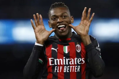 Galatasaray, Leao transferini KAP'a bildirdi!