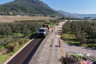 Bursa Kestel ve Gürsu kırsalında yolları Büyükşehir yeniliyor